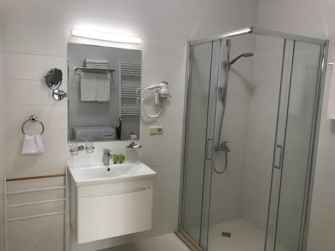 Full Comfort Apartment On Aghmashenebeli Tiflis Exterior foto